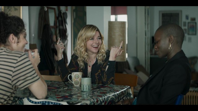 A bizalmas 1. évad 04. rész