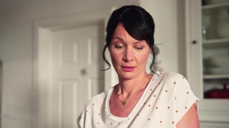 A szomszéd tehene 1. évad 33. rész