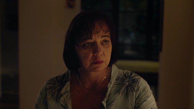 Bróker Marcsi 1. évad 06. rész