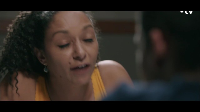 Bűntények a pálmák alatt 1. évad 06. rész