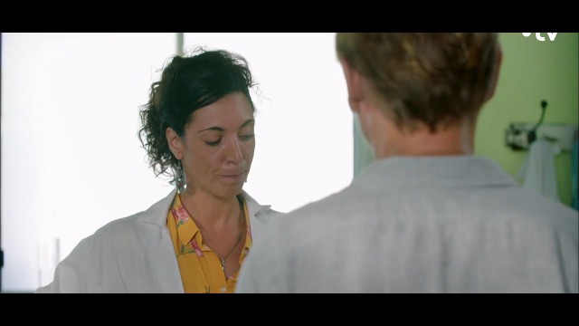 Bűntények a pálmák alatt 1. évad 12. rész