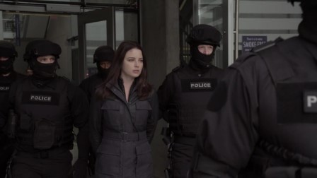 Continuum 2. évad 13. rész