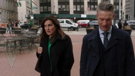 Esküdt ellenségek 22. évad 16. rész