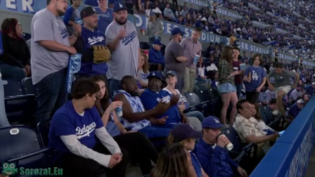 Jószomszédok 5. évad 03. rész