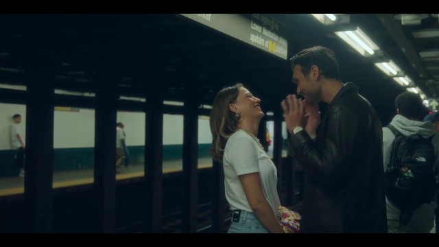 Köszi, jöhet a következő 1. évad 06. rész