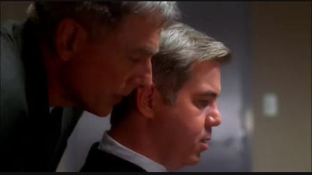 NCIS Tengerészeti helyszínelők 1. évad 02. rész