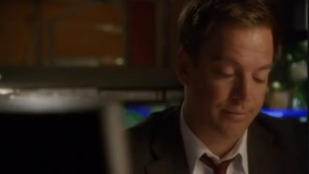 NCIS Tengerészeti helyszínelők 8. évad 01. rész