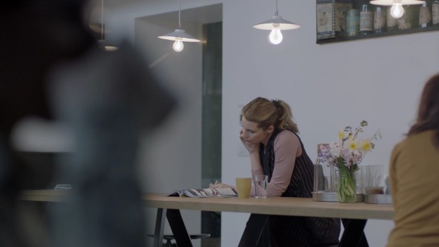 Papírháború 2. évad 08. rész