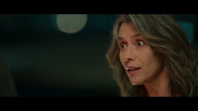 Sara - Nő az árnyékban 1. évad 06. rész