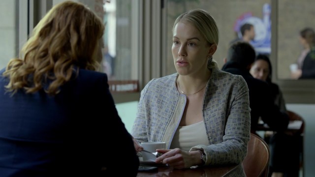 Senkik földje 2. évad 01. rész