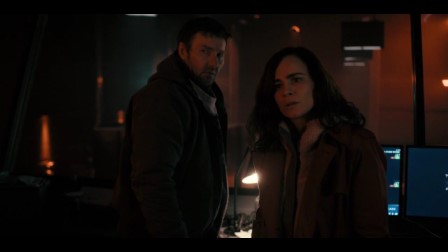 Sötét anyag 1. évad 05. rész