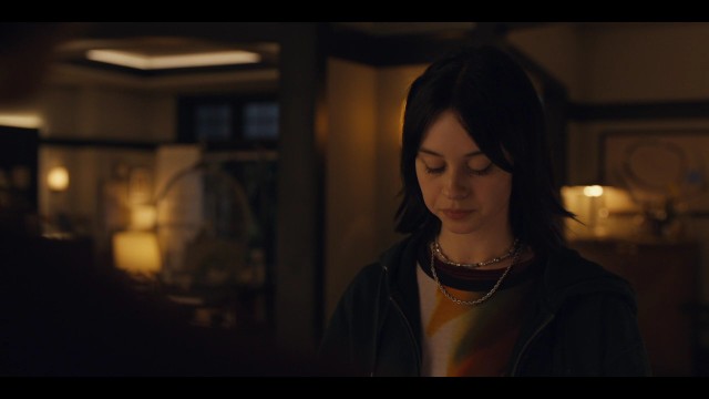 Sötét árvák: Generációk 1. évad 09. rész