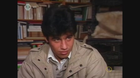 Szomszédok 3. évad 01. rész