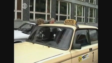 Szomszédok 6. évad 07. rész