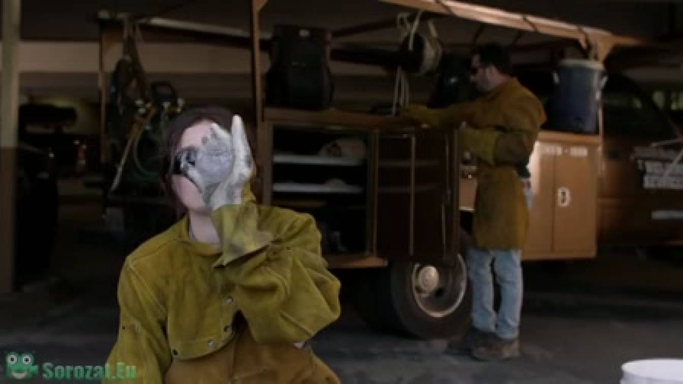 Szégyentelenek 10. évad 01. rész