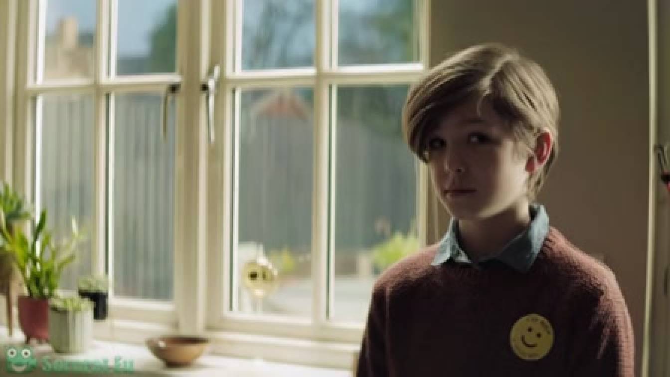 Hollington Drive 1. évad 04. rész