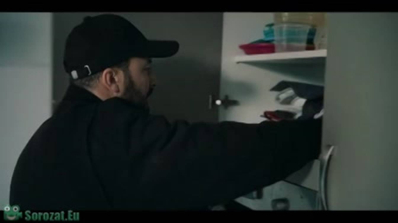 Kritikus óra 1. évad 04. rész