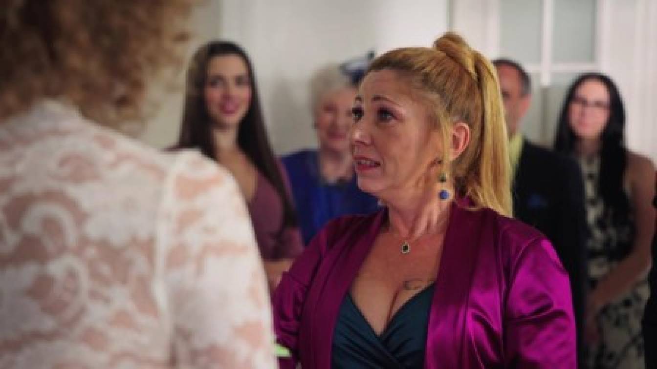 A szomszéd tehene 1. évad 60. rész