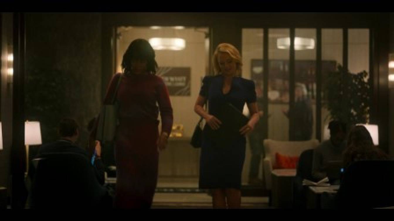 Lányok a buszon 1. évad 01. rész