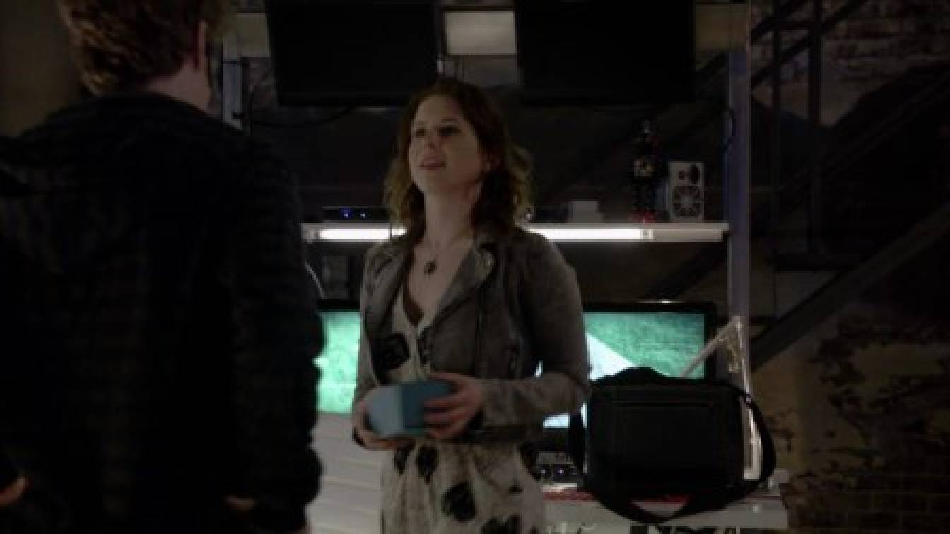 Continuum 2. évad 10. rész