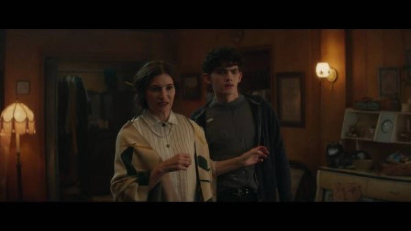 Mindvégig Agatha 1. évad 02. rész