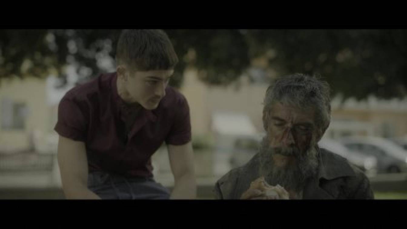 A rajongás csapdájában 1. évad 04. rész