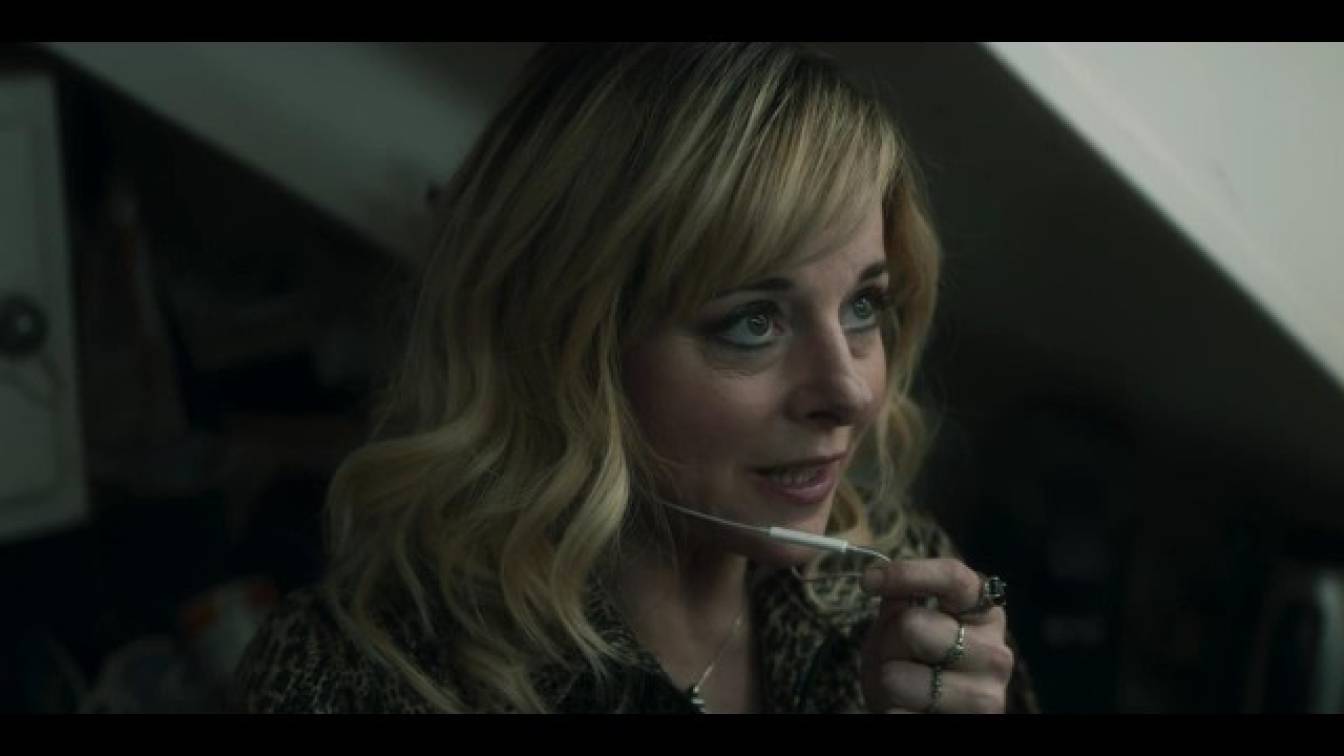 A bizalmas 1. évad 02. rész