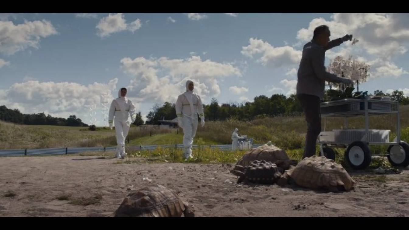 Sötét árvák: Generációk 1. évad 02. rész