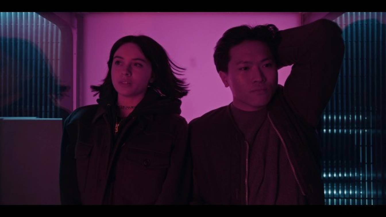 Sötét árvák: Generációk 1. évad 07. rész