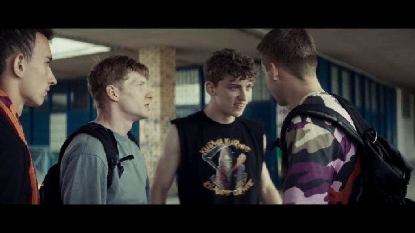 Huligánok 1. évad 01. rész