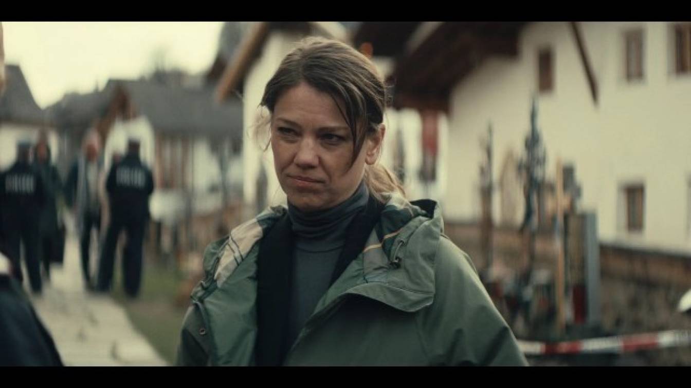 A férjem nevében 2. évad 01. rész