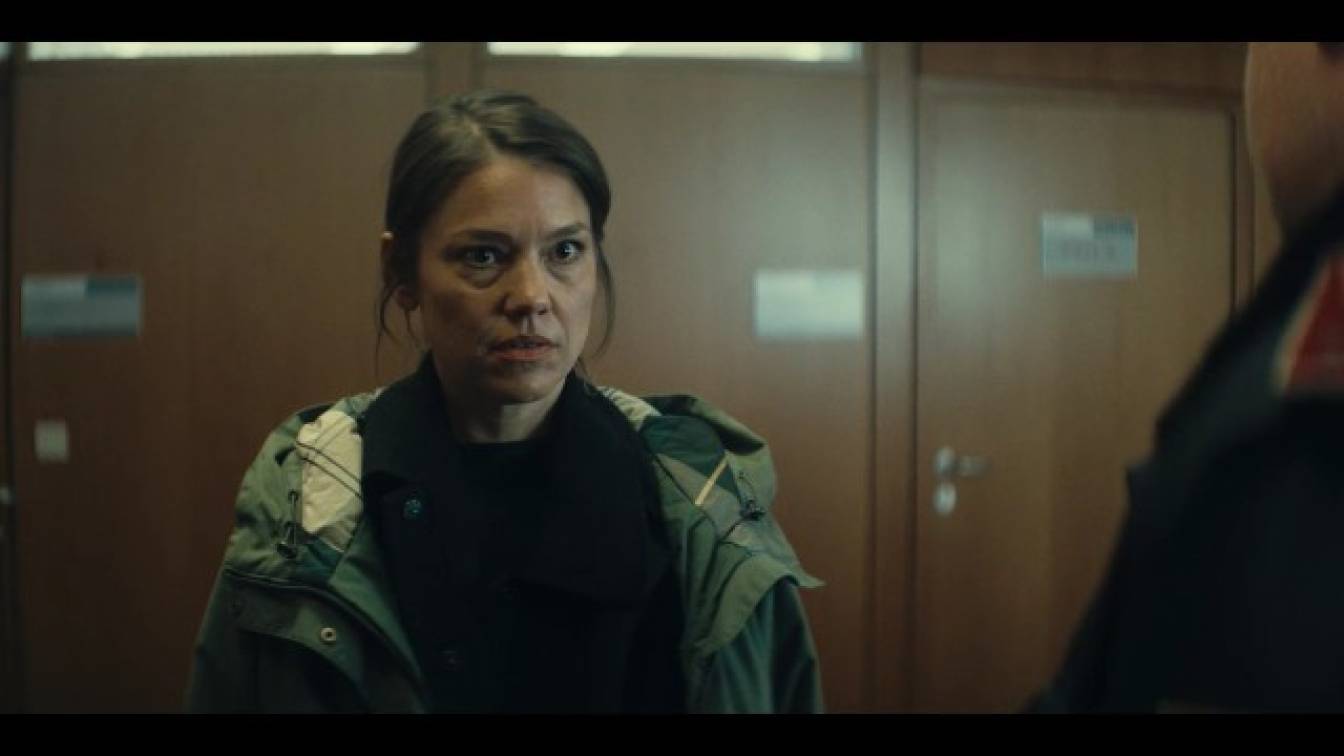 A férjem nevében 2. évad 03. rész