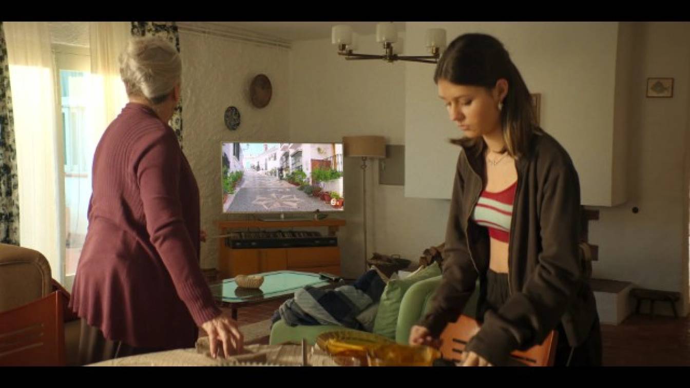 Két sír 1. évad 01. rész