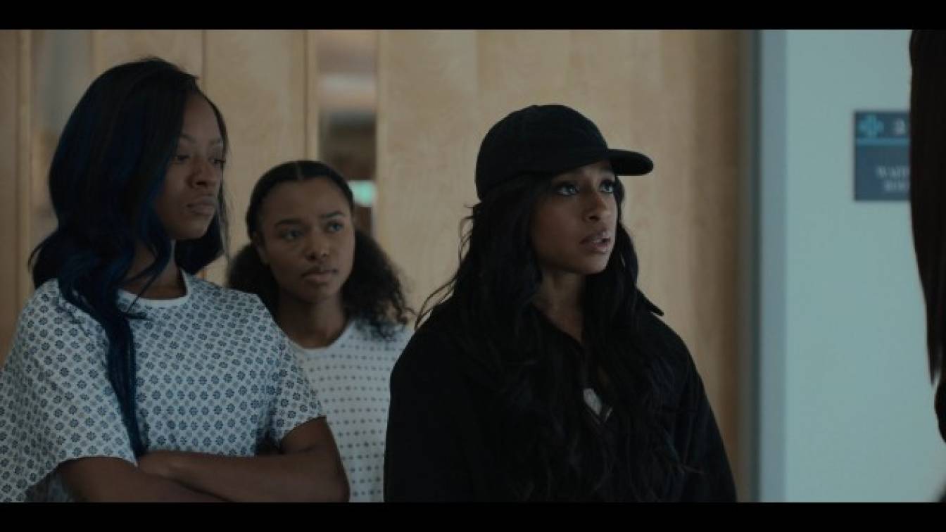 A szépség ára 2. évad 01. rész