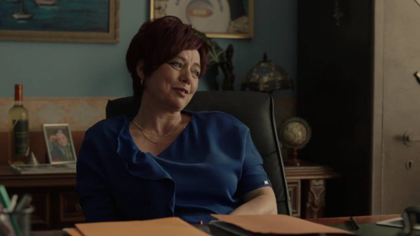 Bróker Marcsi 1. évad 04. rész