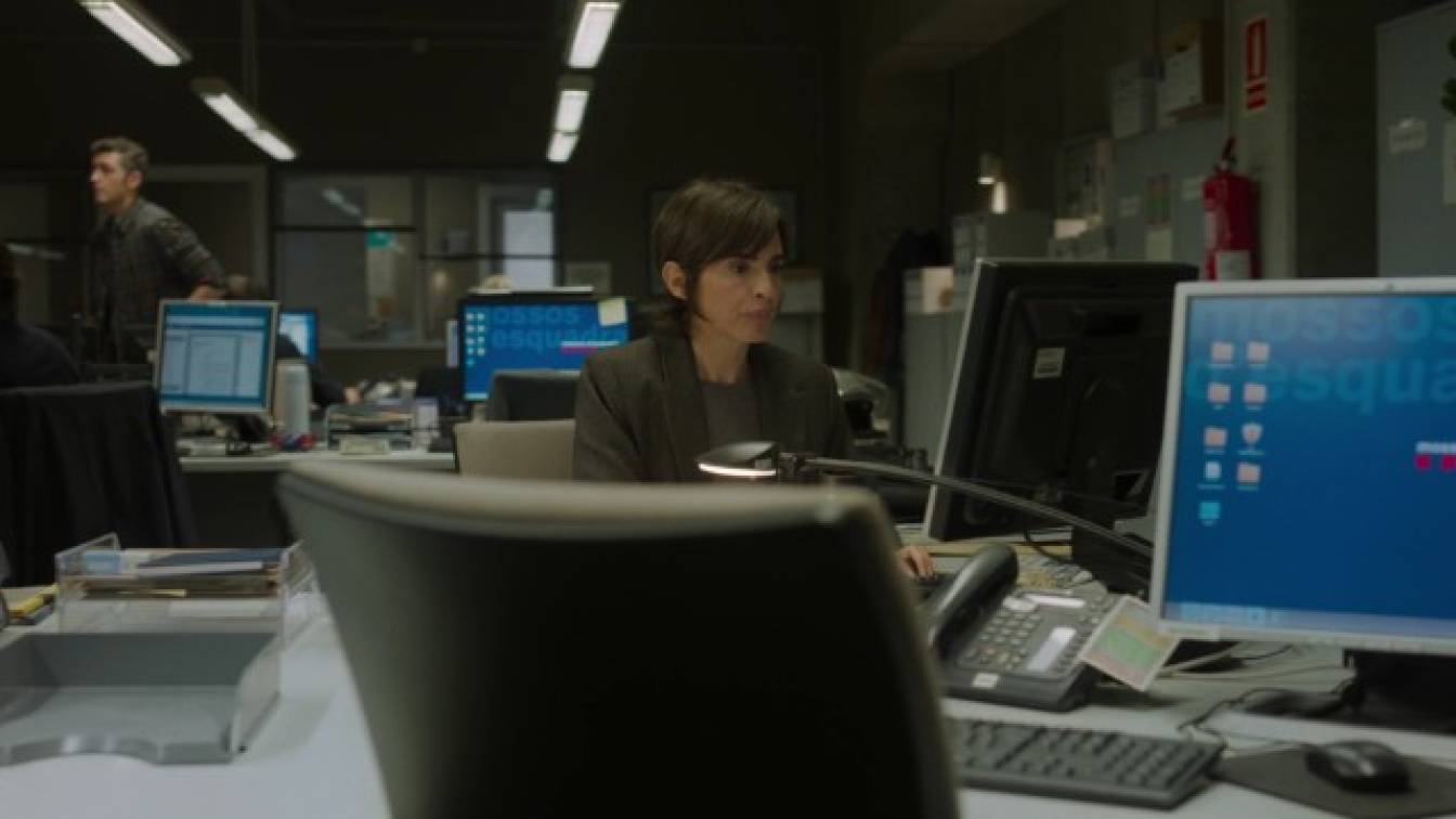 Árnyak városa 1. évad 01. rész