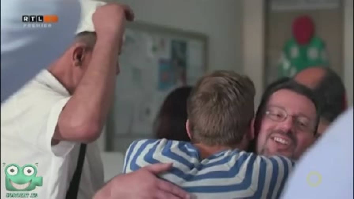 Oltári csajok 1. évad 42. rész