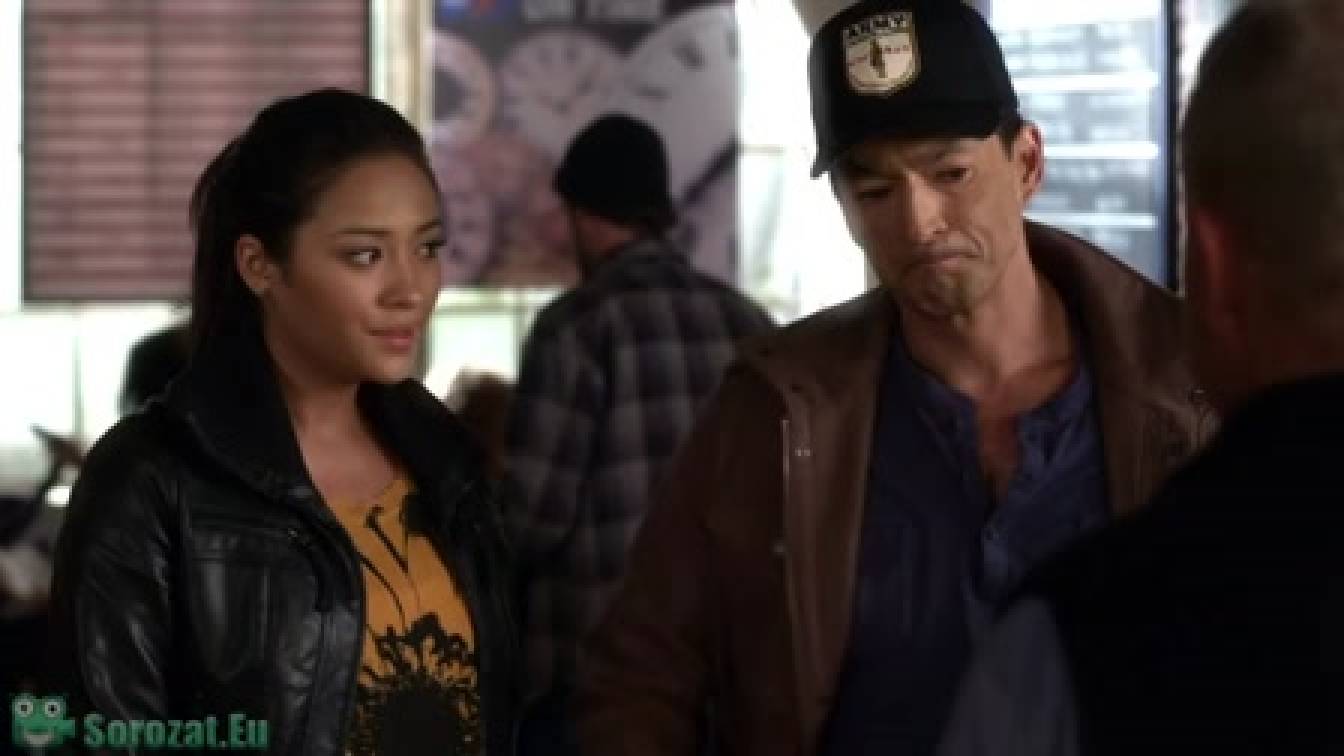 Hazug csajok társasága 2. évad 22. rész