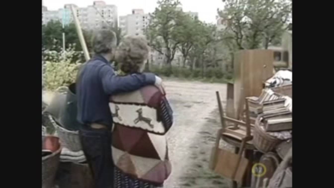 Szomszédok 1. évad 01. rész