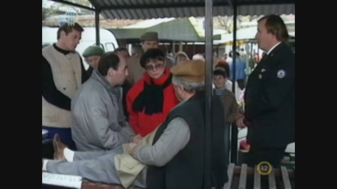 Szomszédok 4. évad 22. rész