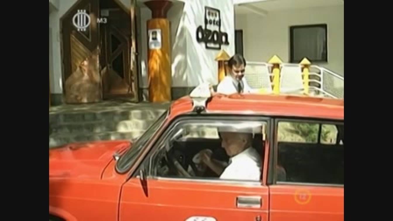 Szomszédok 8. évad 16. rész