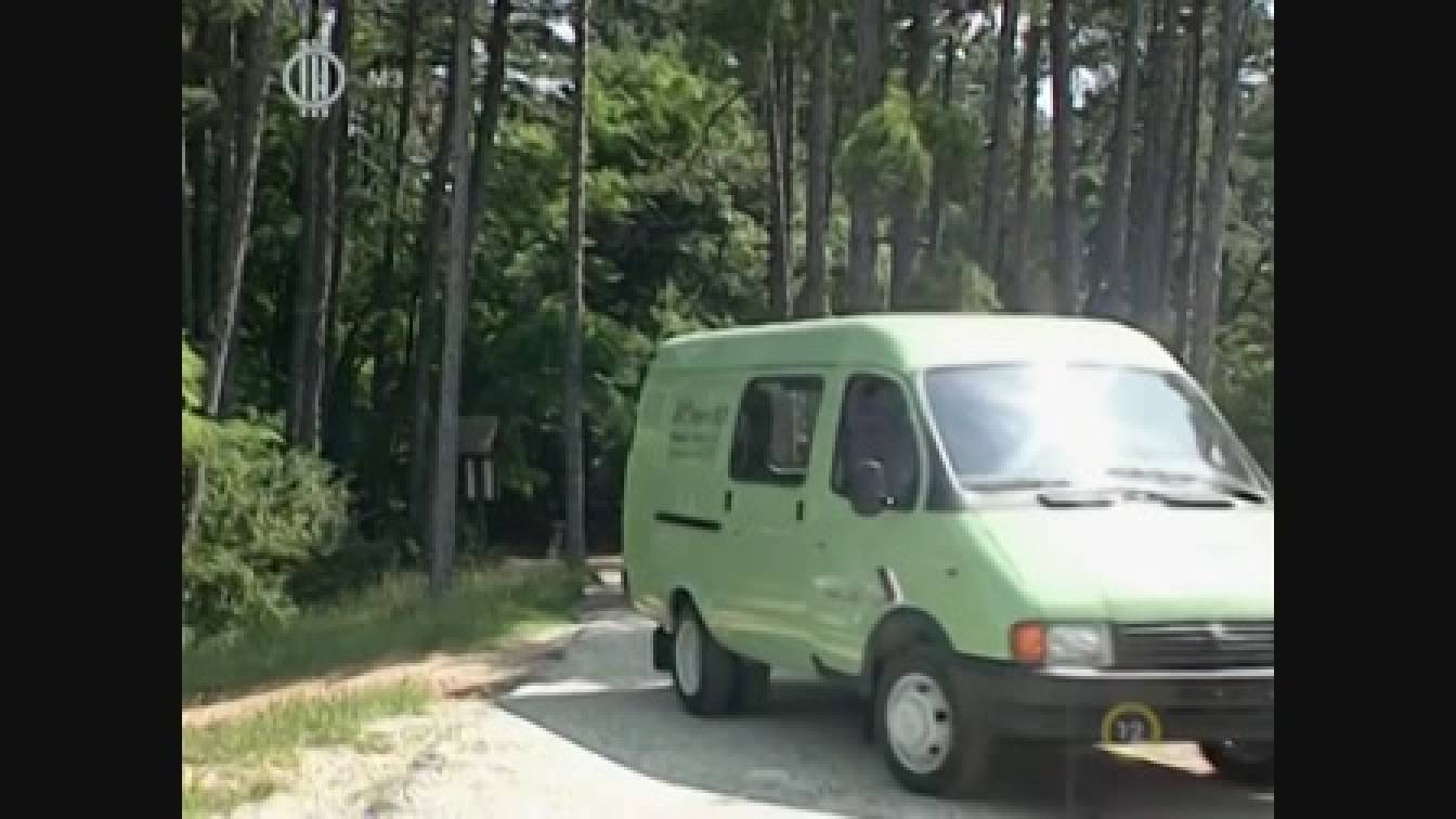 Szomszédok 10. évad 16. rész