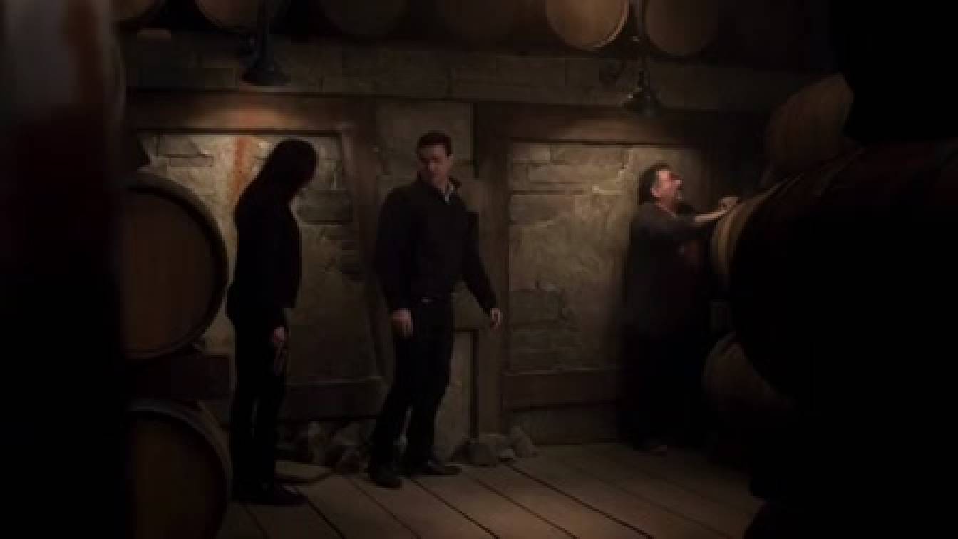 13-as raktár 4. évad 01. rész