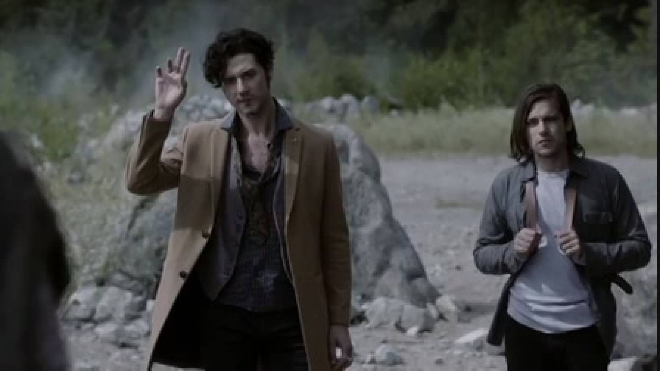 A varázslók 2. évad 01. rész