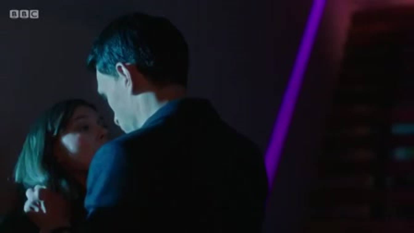 A klikk 2. évad 05. rész