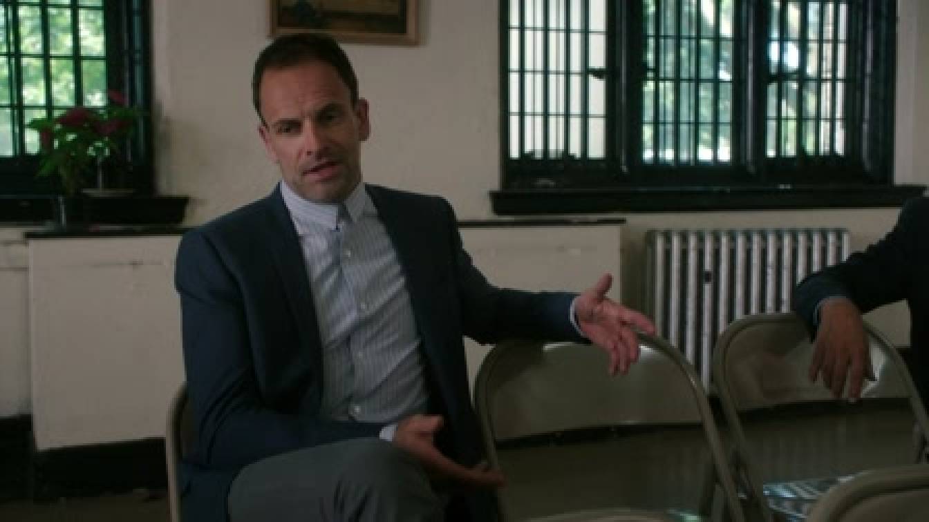 Sherlock és Watson 6. évad 01. rész