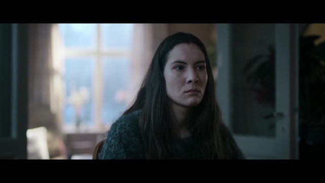 Üvegkupola 1. évad 05. rész