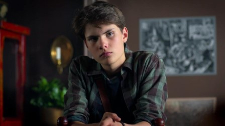 Vámpírként ébredtem 2. évad 06. rész